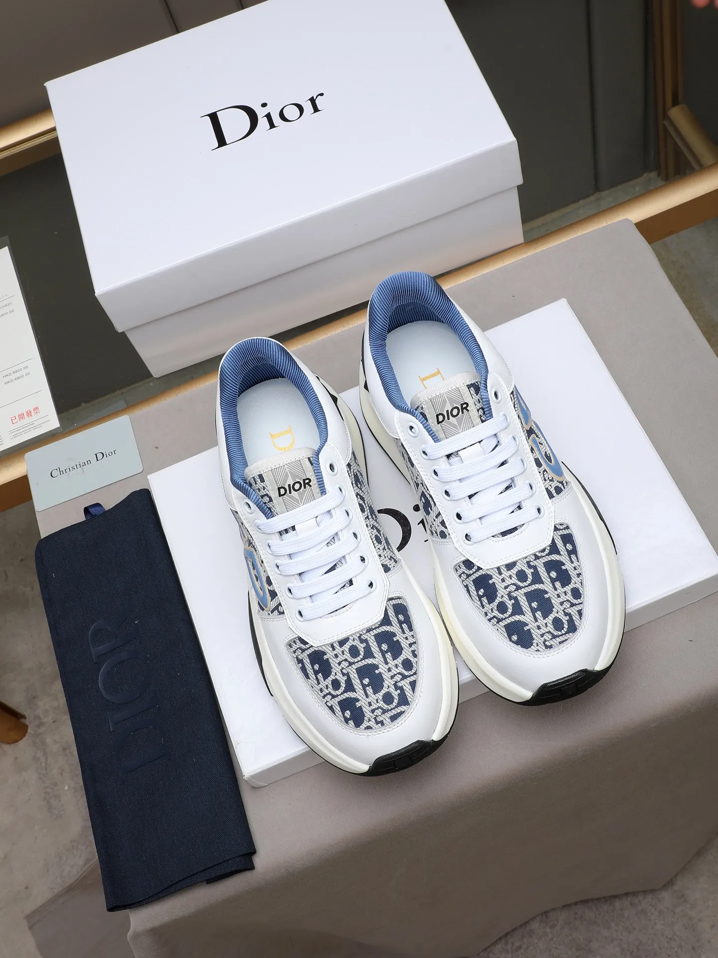 🆕🆕🆕Men's Shoes💰P440 Dior's avant-garde and versatile fashionable men's shoes are privately modeled, calfskin stitched with Dior's special waterproof fabric, fashionable, simple, stylish, eye-catching and classy. It will subvert old ideas and be a must-have for fashionistas who want to spend time with you! Must keep it for yourself! High and comfortable but low, high-end quality workmanship. Code number: 38-44 (45 customized) 4 colors for your choice [kiss][kiss][kiss]